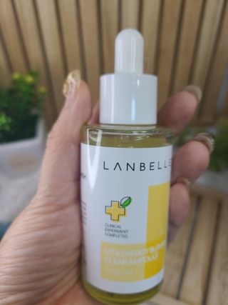 랑벨 비타 에너지 잡티 앰플 50ml 고농축 비타민, 저자극, 수분 촉촉, 미백 앰플 — 5점을 준 리뷰어가 2022년 3월 올린 사용 사진