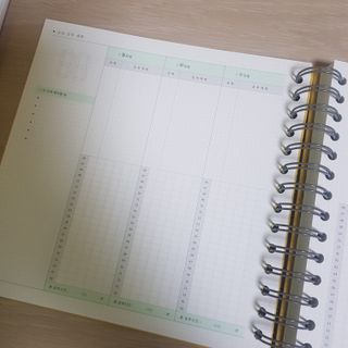 리훈 여러분의 오늘을 채워나갈 수 있도록 도와줄 오늘공부 1년용 스터디플래너 — 5점을 준 리뷰어가 2021년 4월 올린 사용 사진
