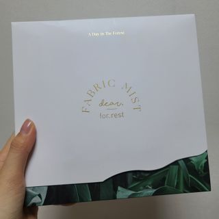 디어포레스트 [5개세트] 숲속의 하루 패브릭미스트 (섬유향수/ 룸스프레이) 50ml 5개 — 5점을 준 리뷰어가 2022년 9월 올린 사용 사진