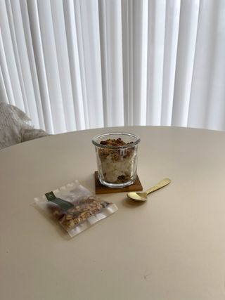 [그래한끼] 무설탕/저당 시리얼타입 수제그래놀라 (40gX10개) — 5점을 준 리뷰어가 2022년 8월 올린 사용 사진