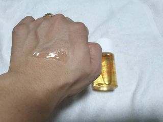 바이오오일 [바이오-오일] 스킨케어 오일 내추럴 60ml — 5점을 준 리뷰어가 2021년 10월 올린 사용 사진