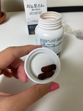 프리마인 홍삼의 강력한 에너지, 이제는 흡수율을 높인 최첨단 캡슐로 간편하게 초고속 충전하세요. — 5점을 준 리뷰어가 2022년 10월 올린 사용 사진