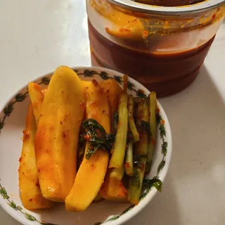 셰프애찬 알타리김치 총각김치 1kg — 5점을 준 리뷰어가 2022년 10월 올린 사용 사진