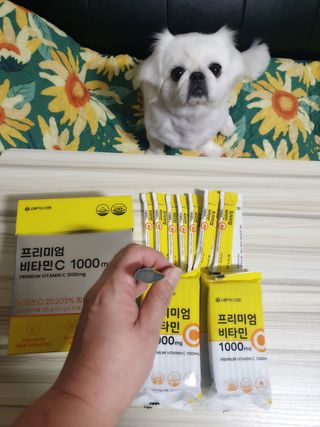 서울약사신협 프리미엄 비타민C 1,000mg_2.5g x 50포 — 5점을 준 리뷰어가 2021년 10월 올린 사용 사진
