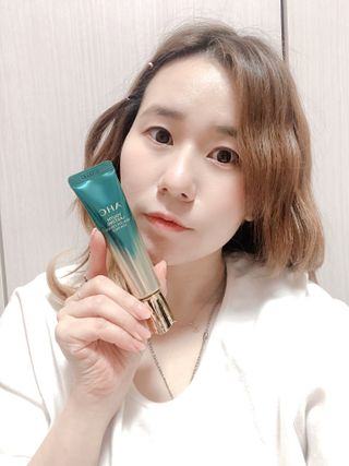 [NEW 탄력유턴 아이크림] AHC 유스 래스팅 리얼 아이크림 포 페이스 — 5점을 준 리뷰어가 2021년 3월 올린 사용 사진