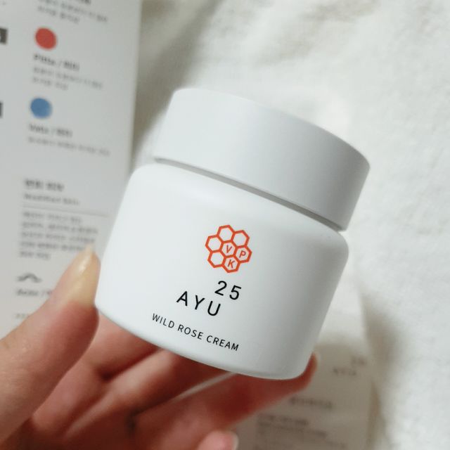 AYU25[아유트웬티파이브]다마스크로즈워터 베이스 천연 수분 촉촉 크림 리뷰 사진