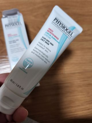 피지오겔 레드수딩 시카밸런스 크림 50ml — 5점을 준 리뷰어가 2022년 4월 올린 사용 사진