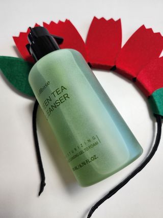 프리마인 메이크업과 들뜨는 각질까지 한방에 깐달걀로! 순하기까지한 셀베이스 그린티클렌저(200ml) — 4점을 준 리뷰어가 2023년 5월 올린 사용 사진