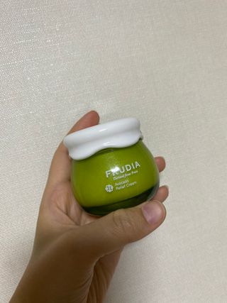 [후르디아] 민감피부 수분크림 비건 아보카도 크림 — 5점을 준 리뷰어가 2022년 11월 올린 사용 사진