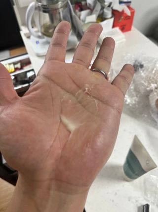 [후르디아] 올리브영 저자극 비건바디로션 — 4.5점을 준 리뷰어가 2023년 3월 올린 사용 사진