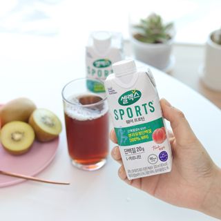 셀렉스스포츠 셀렉스 스포츠 웨이 프로틴 복숭아_ 330ml x 12팩 — 5점을 준 리뷰어가 2021년 10월 올린 사용 사진