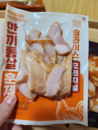 한끼통살 슬라이스 닭가슴살 — 4점을 준 리뷰어가 2023년 2월 올린 사용 사진