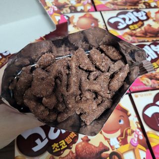 고래밥초코범벅 고래밥 초코범벅 — 5점을 준 리뷰어가 2021년 10월 올린 사용 사진