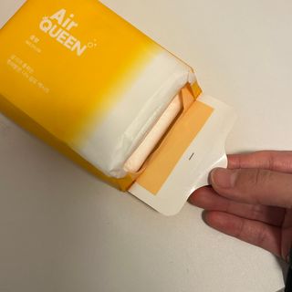 에어퀸 뉴브레스 유기농 생리대 4종 (팬티라이너 20P + 중형 10P + 대형 10P + 오버나이트 8P)_체험단 2차 — 5점을 준 리뷰어가 2024년 11월 올린 사용 사진
