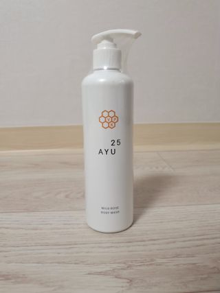 AYU25[아유트웬티파이브]피부 진정, 보습 와일즈 로즈 바디워시 — 5점을 준 리뷰어가 2021년 3월 올린 사용 사진