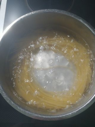 굽네몰 [굽네] 소스가 맛있는 닭가슴살 슬라이스 4종 — 5점을 준 리뷰어가 2021년 4월 올린 사용 사진