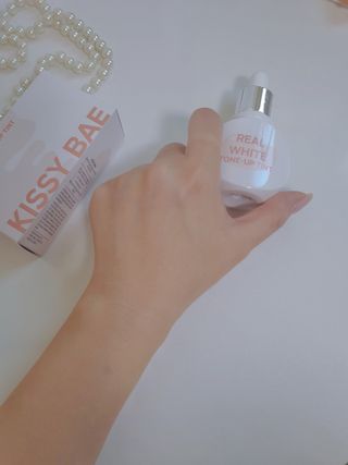 KISSY BAE 키시베이 키시베이 리얼화이트 톤업틴트 — 5점을 준 리뷰어가 2021년 8월 올린 사용 사진