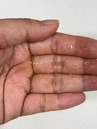 라라로즈데이 시즌2 여성청결제 200ml 아로마 페미민 클렌저, 독일더마인증 — 4.5점을 준 리뷰어가 2021년 9월 올린 사용 사진