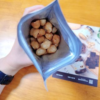 도이퉁 마카다미아 넛 90g  로얄 마카넛 오리지널 쏠트 허니 — 5점을 준 리뷰어가 2021년 9월 올린 사용 사진