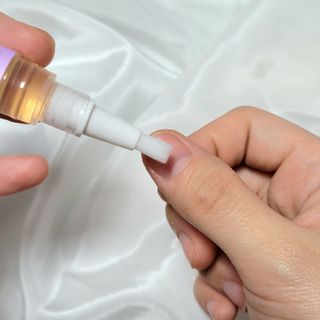 1+2 뷰젤 매직케어 손톱영양제+스톤푸셔+코인타올 셀프 네일케어 — 5점을 준 리뷰어가 2023년 4월 올린 사용 사진