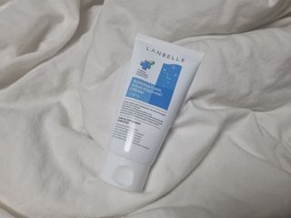 랑벨 수퍼내츄럴 아쿠아 수딩 크림 100ml — 5점을 준 리뷰어가 2022년 4월 올린 사용 사진