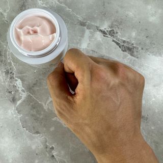 키리아 테라피 N[키라아 테라피] 마레 알바 컨센트레이티드 크림 50ml — 5점을 준 리뷰어가 2024년 8월 올린 사용 사진
