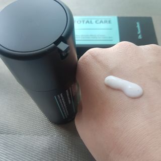 Dr.느루벗 느루벗 옴므 토탈 케어 올인원 118ml 남자 남성 스킨 로션 에센스 크림 화장품 — 5점을 준 리뷰어가 2021년 4월 올린 사용 사진