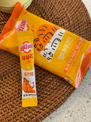 광동생활건강 [광동] 비타 500 데일리 스틱 VB, VC를 함유한 멀티비타민 30포+30포 — 5점을 준 리뷰어가 2022년 7월 올린 사용 사진
