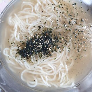 [한면원] 잔치국수 2인분 — 5점을 준 리뷰어가 2022년 7월 올린 사용 사진