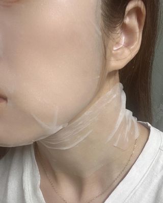 태그스킨 4스텝 주름개선 피부미백 영양 마스크팩 3개 세트(최신버전) — 5점을 준 리뷰어가 2022년 5월 올린 사용 사진