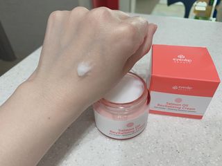 아이앤립 / EYENLIP 아이앤립 연어오일 리바이탈라이징 크림 — 5점을 준 리뷰어가 2021년 4월 올린 사용 사진