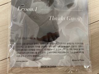 카우아이 필라테스 기어 / 스튜디오 운동을 도와주는 일체형 논슬립 발가락 양말 — 5점을 준 리뷰어가 2021년 1월 올린 사용 사진
