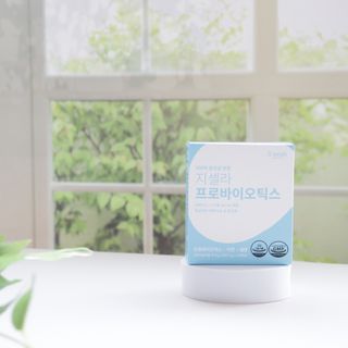 [지셀라] 프로바이오틱스 100억 유산균 보장 (1개월분 / 350mg X 30캡슐) — 5점을 준 리뷰어가 2023년 4월 올린 사용 사진