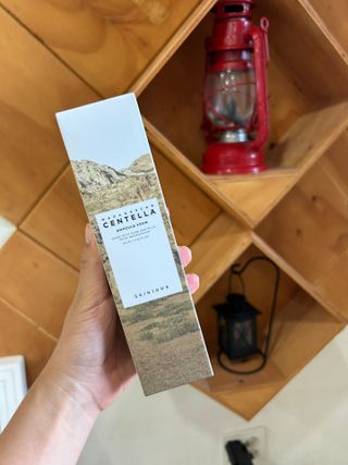 스킨1004 [SKIN1004] 마다가스카르 센텔라 앰플 폼 125ml — 5점을 준 리뷰어가 2024년 9월 올린 사용 사진