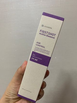 리더스코스메틱 리더스 퍼스트 샷 액티브 에센스 에이지 컨트롤 — 4.5점을 준 리뷰어가 2021년 11월 올린 사용 사진