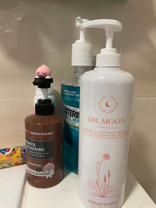 프리[닥터문] 유산균 락토케어 질경초 여성청결제 1000ml (젤타입) — 5점을 준 리뷰어가 2022년 6월 올린 사용 사진