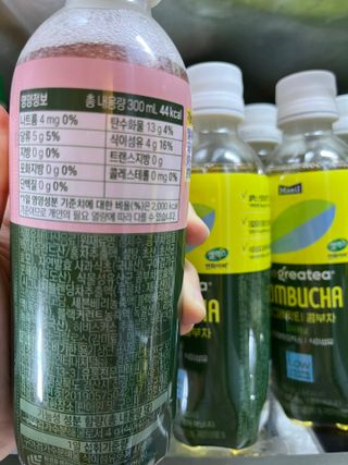 더그레잇티 콤부차 [매일유업] 더그레잇티 44kcal 콤부차 300ml *12개입 (오리지널 6개+베리리치 6개) — 4.5점을 준 리뷰어가 2023년 7월 올린 사용 사진