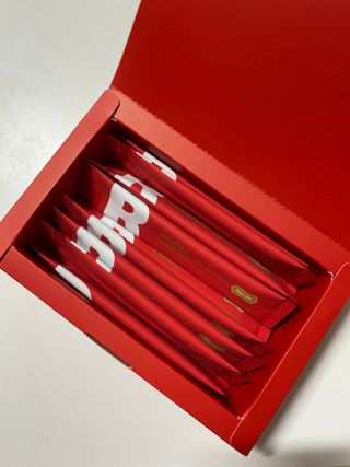 디오르 버닝레드 — 5점을 준 리뷰어가 2022년 1월 올린 사용 사진
