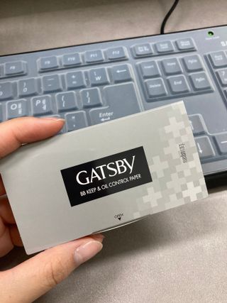 [갸스비] 메이크업은 그대로, 피지만 쏙 - BB킵 오일컨트롤 파우더 페이퍼 — 5점을 준 리뷰어가 2021년 6월 올린 사용 사진