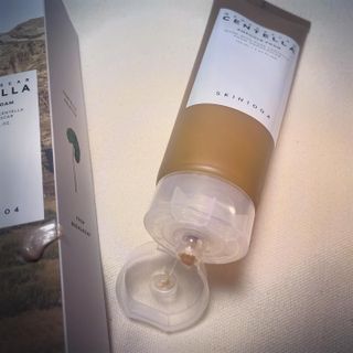 스킨1004 [SKIN1004] 마다가스카르 센텔라 앰플 폼 125ml — 4점을 준 리뷰어가 2024년 9월 올린 사용 사진