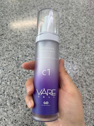 바르셀 수분로션 수분크림 보습 탄력 주름개선 인텐시브 리포좀 크림 C1 50ml — 5점을 준 리뷰어가 2021년 11월 올린 사용 사진