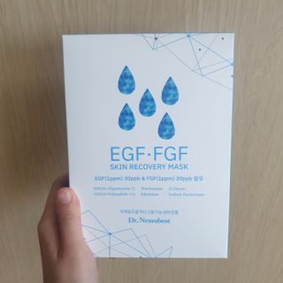 Dr.느루벗 느루벗 EGF FGF 스킨 리커버리 마스크 10장 — 5점을 준 리뷰어가 2021년 5월 올린 사용 사진