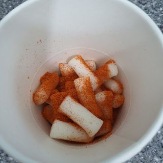 유비쿡 컵떡볶이 매운컵떡볶이2개/ 짜장컵떡볶이 2개  총 4개세트 — 5점을 준 리뷰어가 2021년 6월 올린 사용 사진