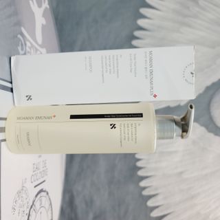 MOAMANEMUNAH 모아만에무나 플러스 두피 탈모 완화 기능성 샴푸 — 5점을 준 리뷰어가 2021년 8월 올린 사용 사진