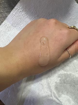 체르엠 스템앤셀 비타민 브라이트닝 에센스 30ml 1개 — 4점을 준 리뷰어가 2021년 12월 올린 사용 사진