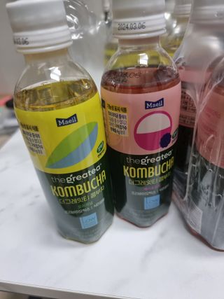더그레잇티 콤부차 [매일유업] 더그레잇티 44kcal 콤부차 300ml *12개입 (오리지널 6개+베리리치 6개) — 5점을 준 리뷰어가 2023년 7월 올린 사용 사진