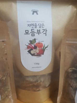 자연을담은모듬부각 — 5점을 준 리뷰어가 2022년 1월 올린 사용 사진