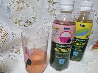 더그레잇티 콤부차 [매일유업] 더그레잇티 44kcal 콤부차 300ml *12개입 (오리지널 6개+베리리치 6개) — 5점을 준 리뷰어가 2023년 7월 올린 사용 사진