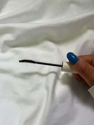 더소설 소설 블랙아이래쉬 세럼 10g(SOSEOL BLACK EYELASH SERUM 10g) — 3점을 준 리뷰어가 2023년 6월 올린 사용 사진