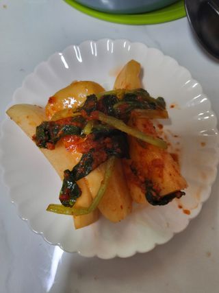 셰프애찬 알타리김치 총각김치 1kg — 5점을 준 리뷰어가 2022년 10월 올린 사용 사진